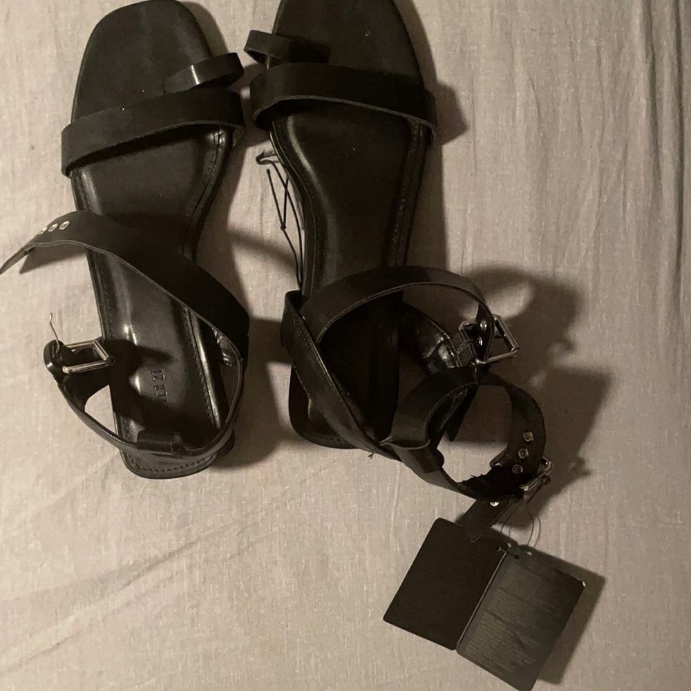 Brand new very sexy flats size 6.5